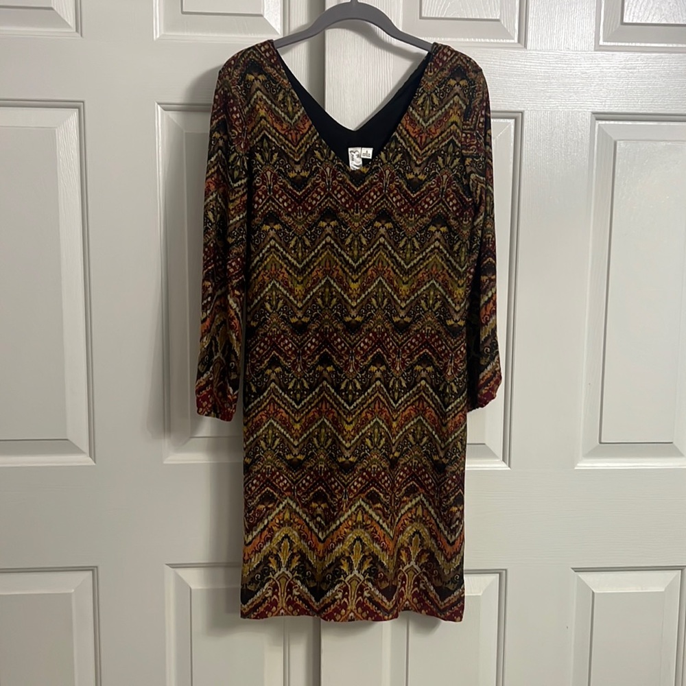 U83- Emma & Michele Brown Pullover V- Neck Dress Size Small
